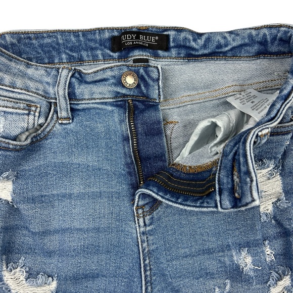 Judy Blue Jean Shorts Women’s Medium Rolled Hem Distressed Blue Denim JB150024 - Picture 4 of 10